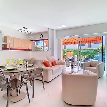 Le Chaville-2 By Interhome Apartmán *